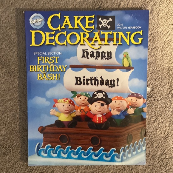 Large Set of Wilton Cake Decorating YearBooks and extras! - Picture 7 of 13